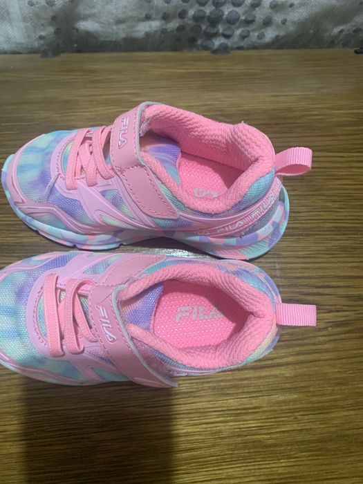Tenis Fila tam.25