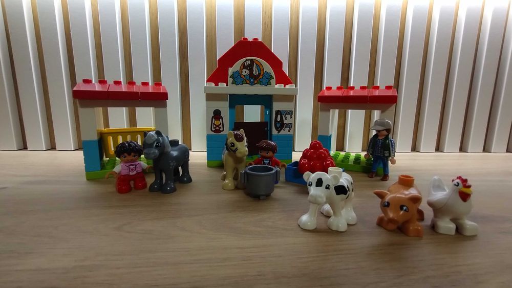 Lego Duplo stajnia, stadnina z kucykami 10868