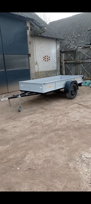 Przyczepka samochodowa