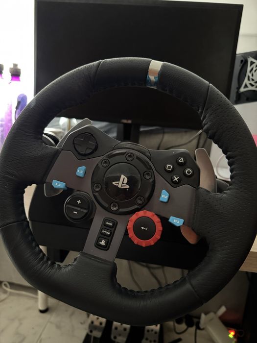 Volante + pedais Logitch G29 ps4/ps5