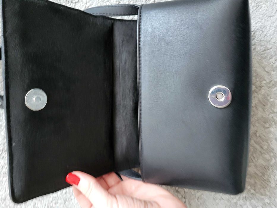 czarna pikowana torebka, HM