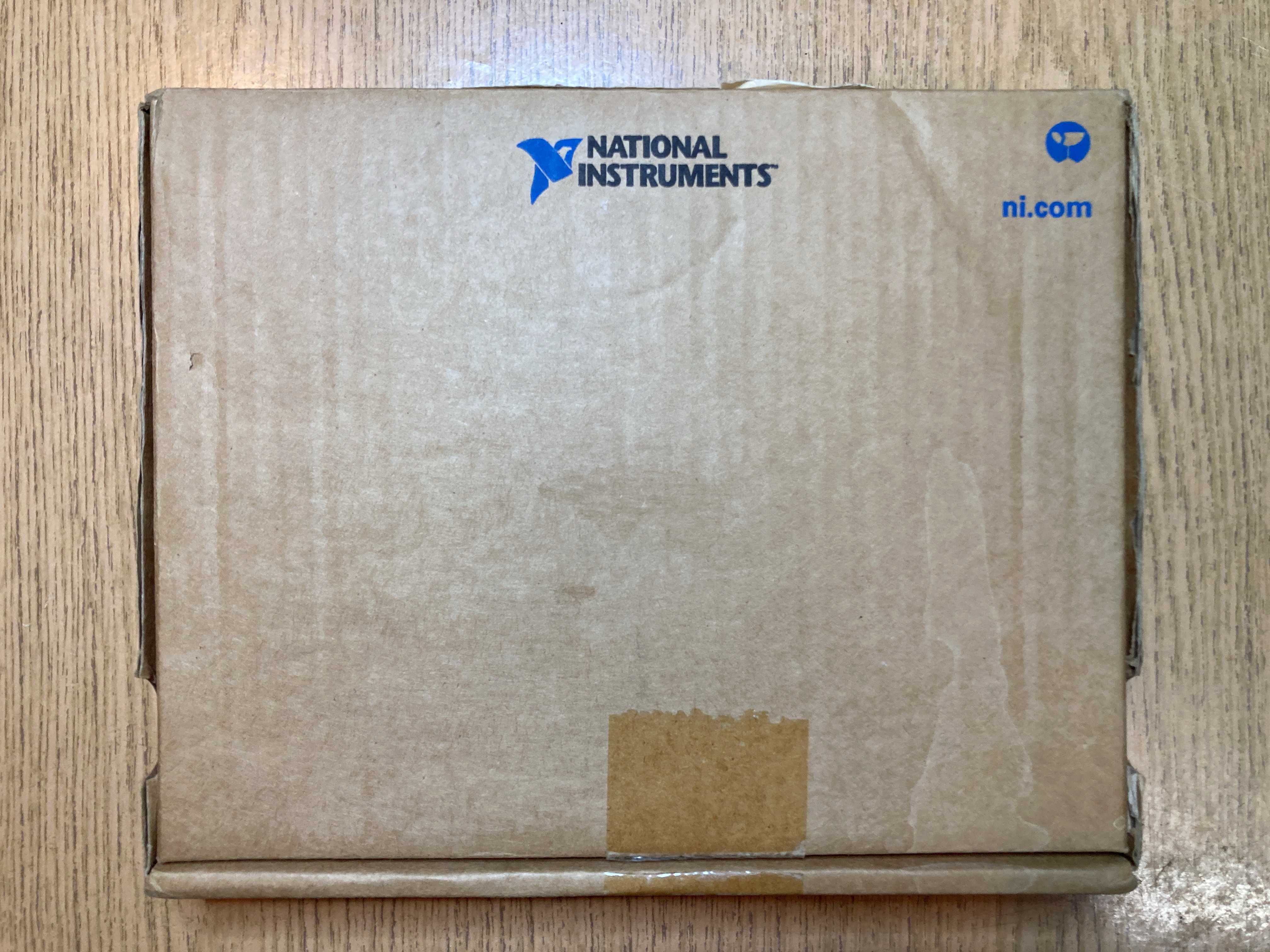 Karta akwizycji danych National Instruments USB-6215