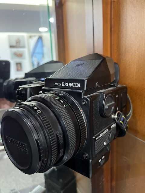 Zenza  Bronica   com Punho