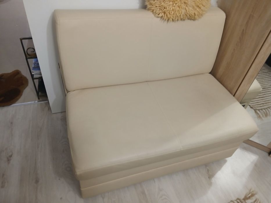 Sofa dwuosobowa rozkladana