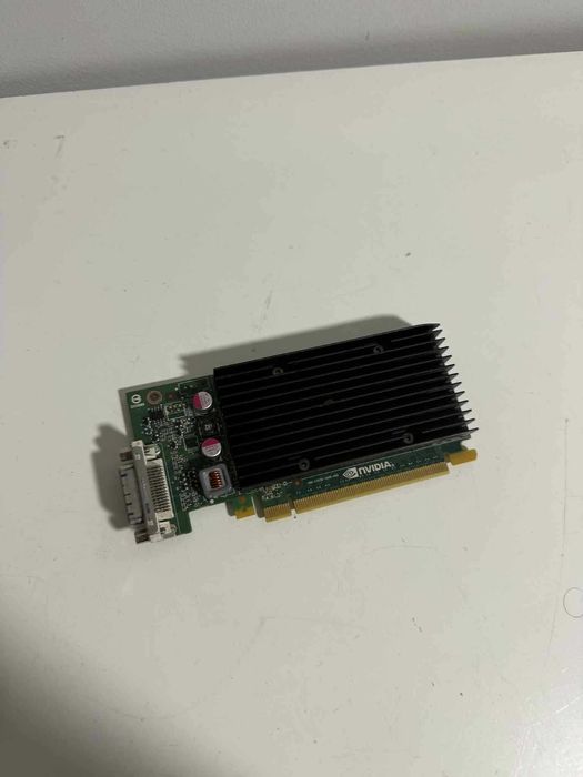 Karta graficzna NVIDIA Quadro NVS 290 256MB – sprawna