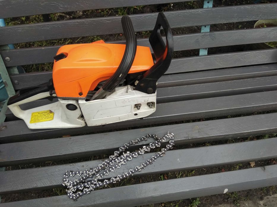 Piła spalinowa ,łańcuchowa ,motorowa +łańcuch nowy i szarpak