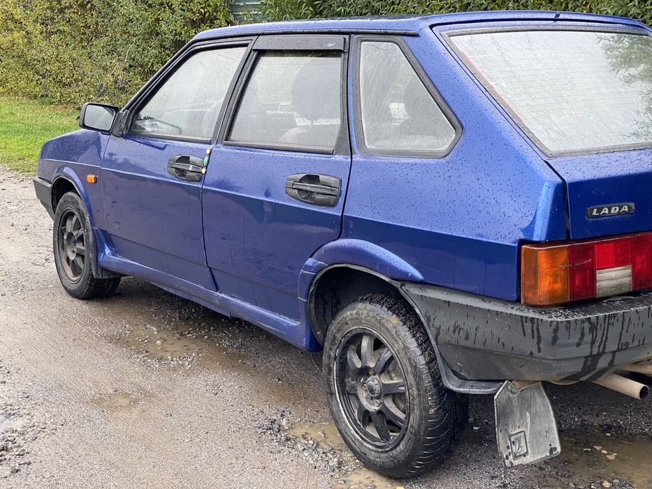 Продам ВАЗ 2109 2002 рік 1.5 бензин на бойовому ходу