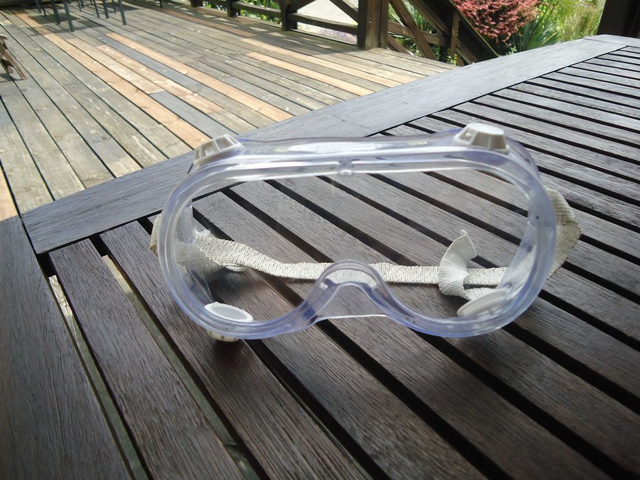 maska maseczka okulary bhp do izolacji izolowania piana pur itd