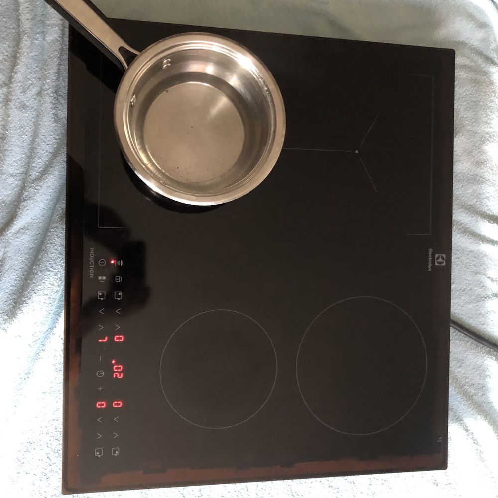 Elektrolux LIV63431BK Super stan .50% ceny.