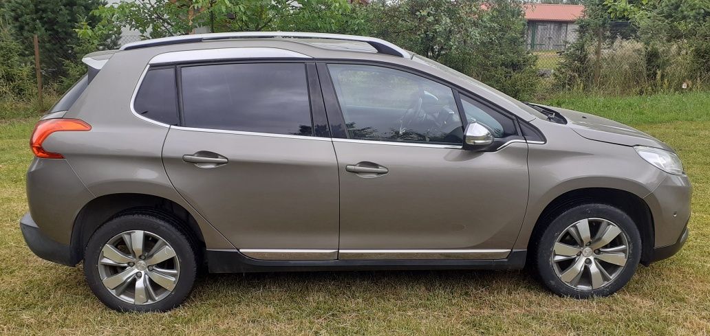 Peugeot 2008 1.6hdi automat panorama