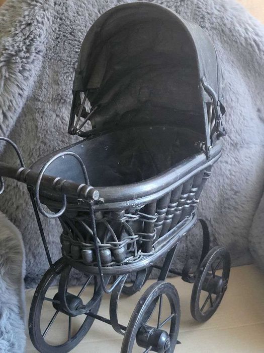 Антикварна коляска для ляльки. Франція. Поч. XX ст.