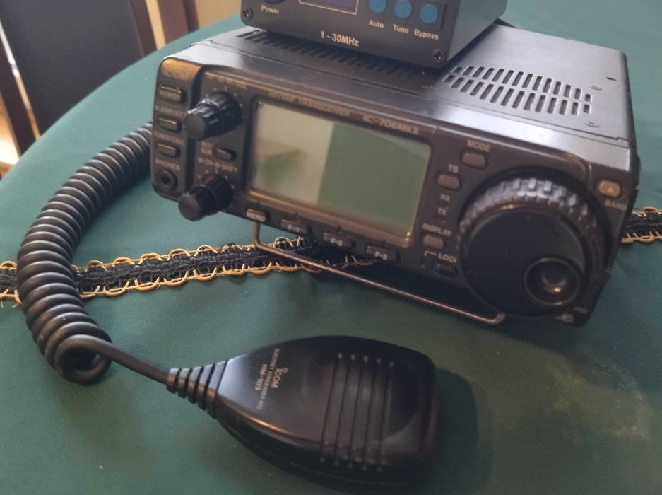 Icom IC 706MK2 z filtrem SSB i DSP