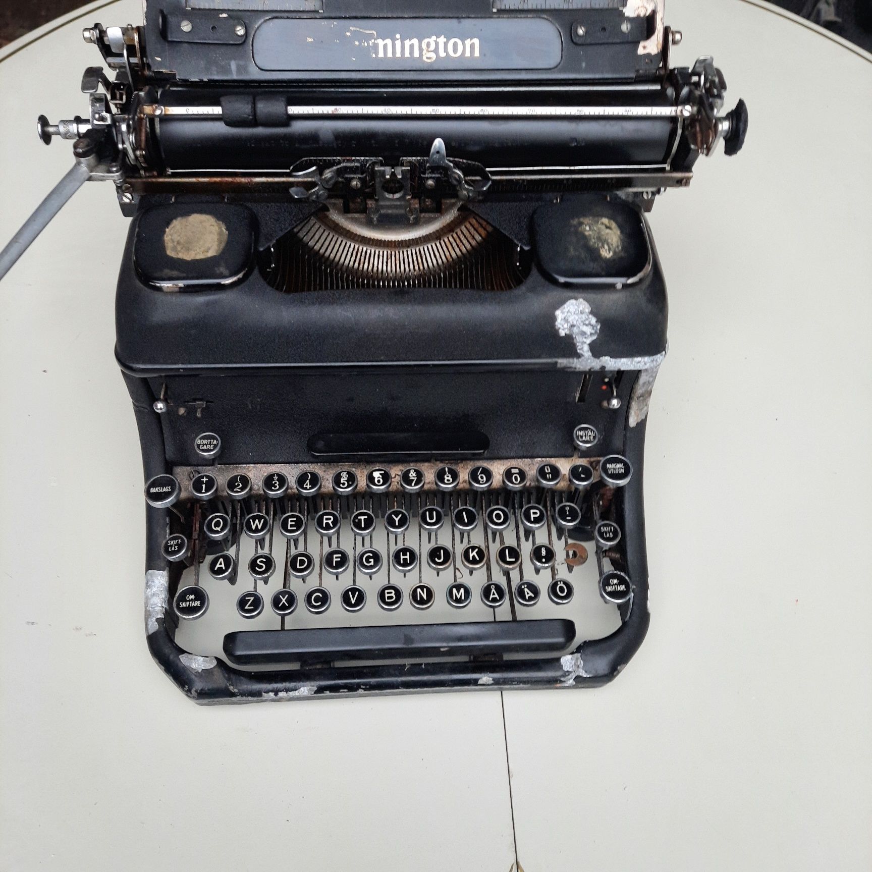 Sprzedam starą maszynę do pisania Remington rand