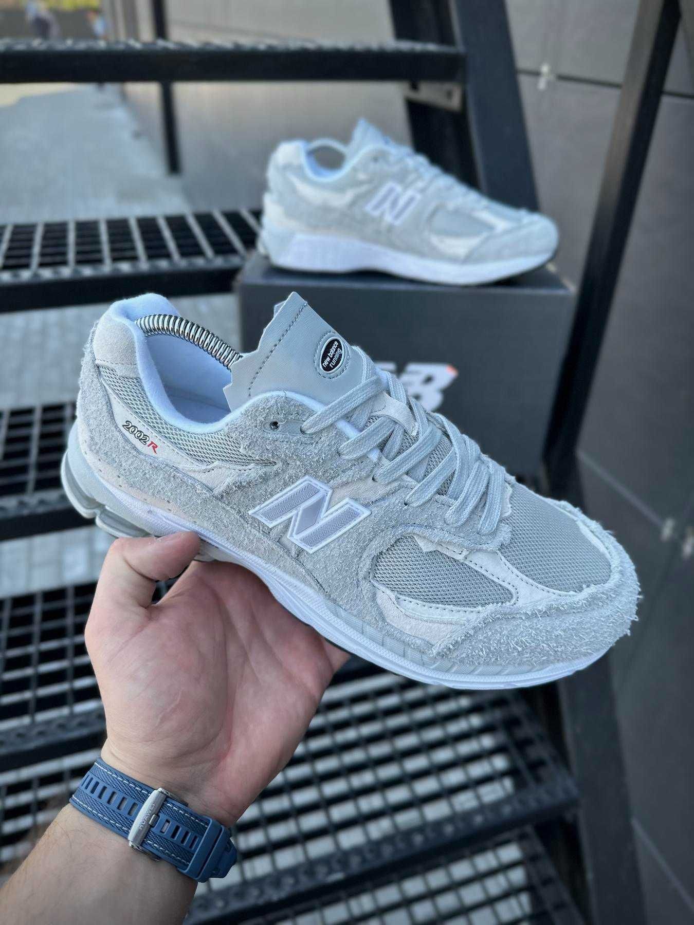 Кроссовки New Balance 2002R, 41-45 размер кросівки светло-серые