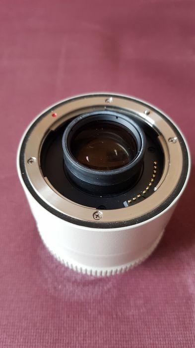 Продам комплект, Canon Extender EF 2x ll и Canon Extender EF 1,4x ll