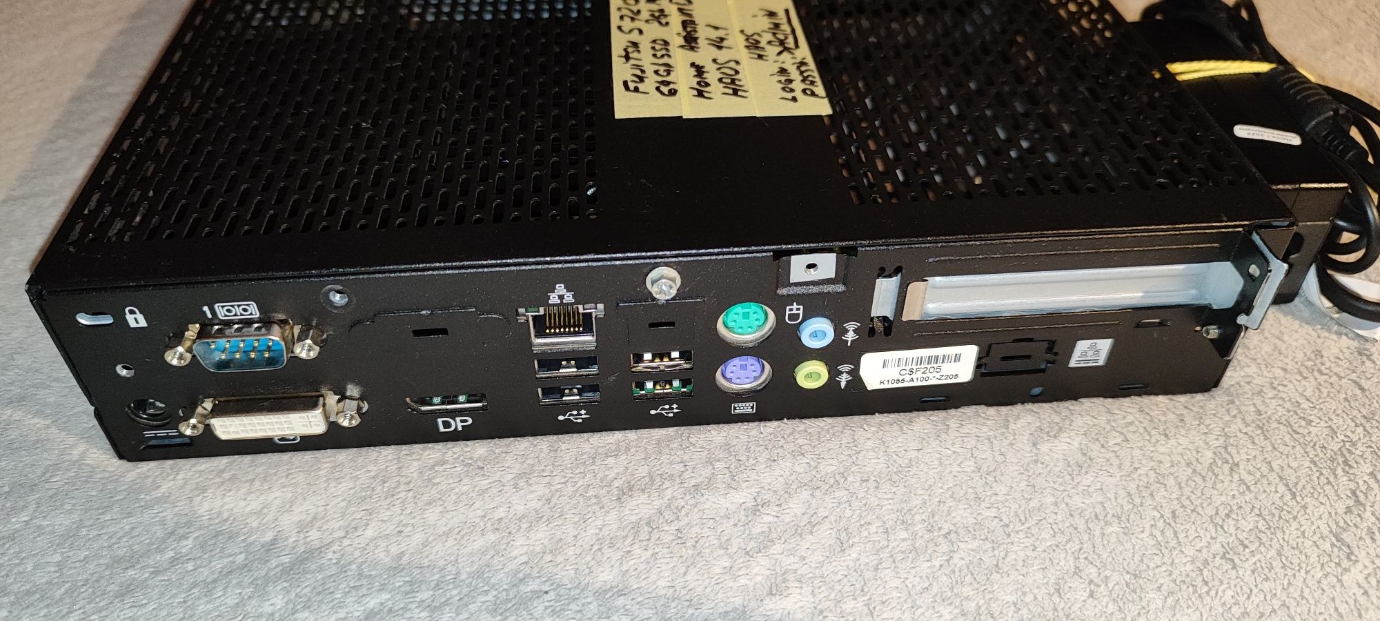 Тонкий клієнт Fujitsu Futro S720