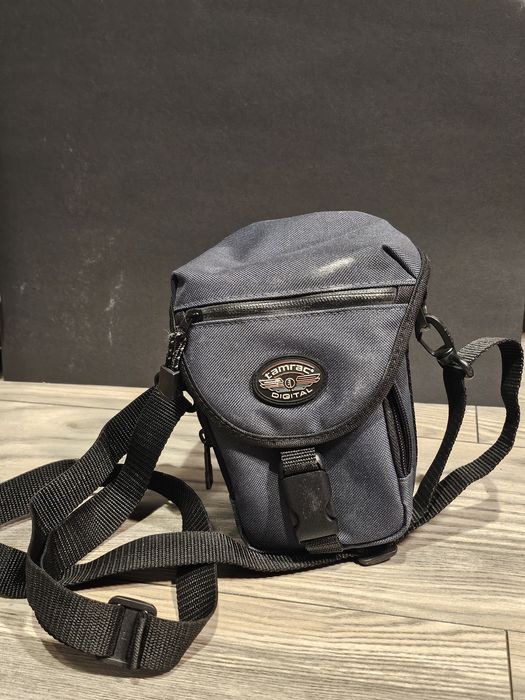 Sony A6100 + 2 obiektywy + akcesoria