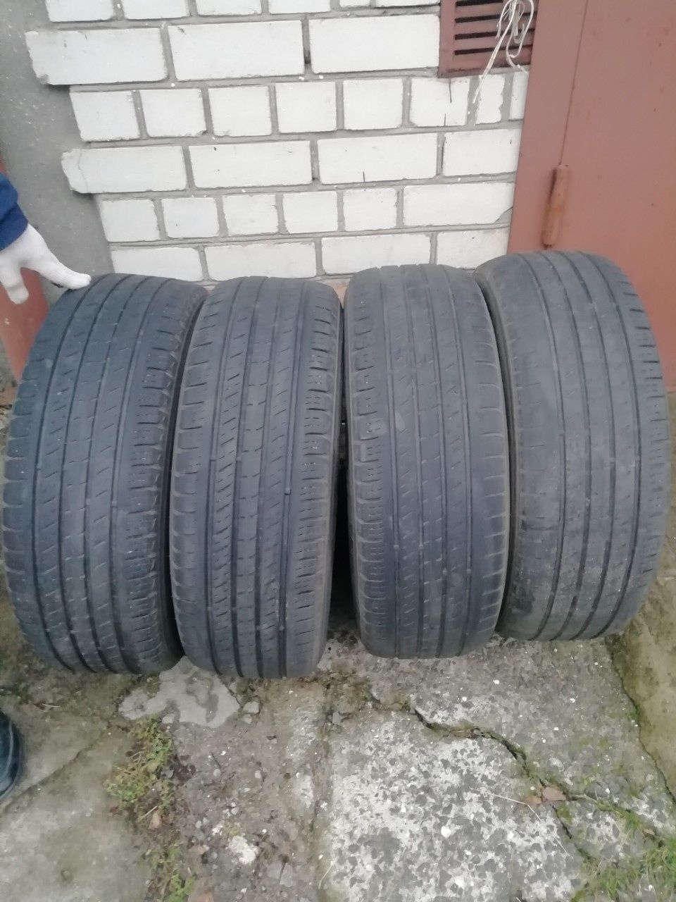 Шины всесезонные 235/65/17 KUMHO