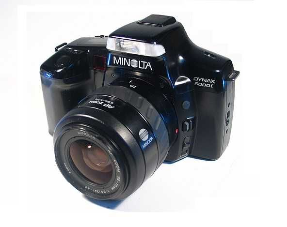 Aparat fotograficzny MINOLTA DYNAX 5000i + bateria i obiektyw gratis!