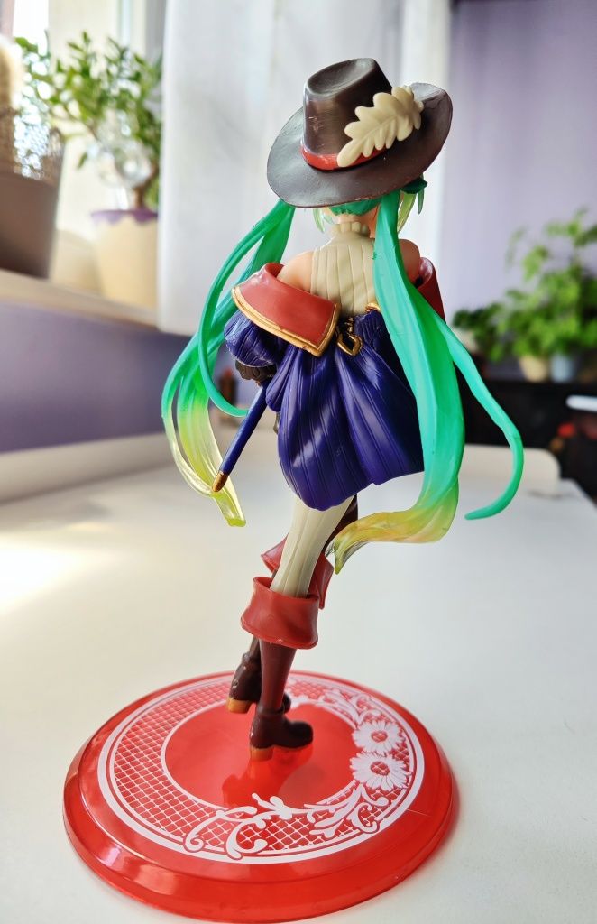 Hatsune Miku - figurka Kot w butach.
