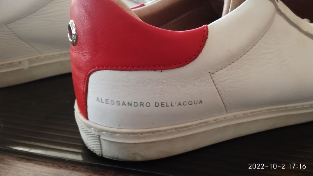 Продам кроссовки Alessandro Dell`acqua