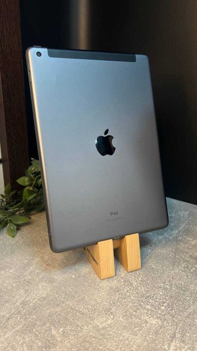 iPad 8th 128GB Space Gray LTE | стан 4,7/5 | Гарантія | Магазин