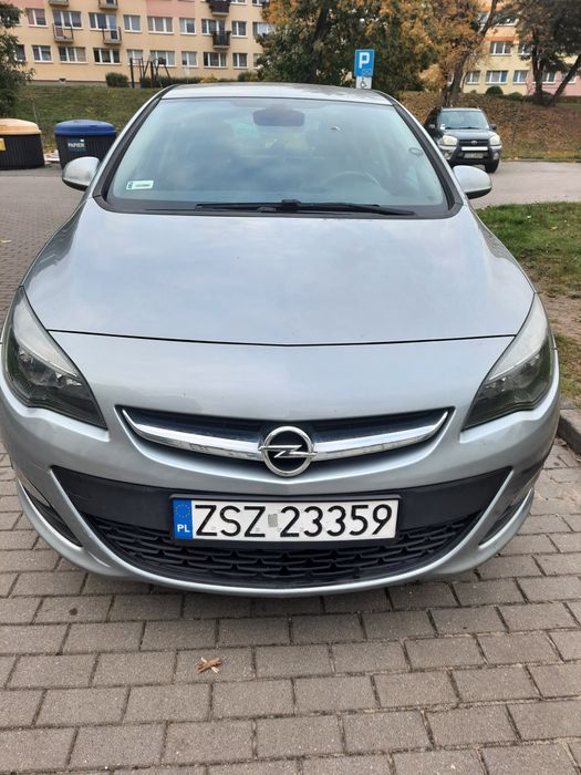 Opel Astra J 2014 r. Benzyna + Gaz