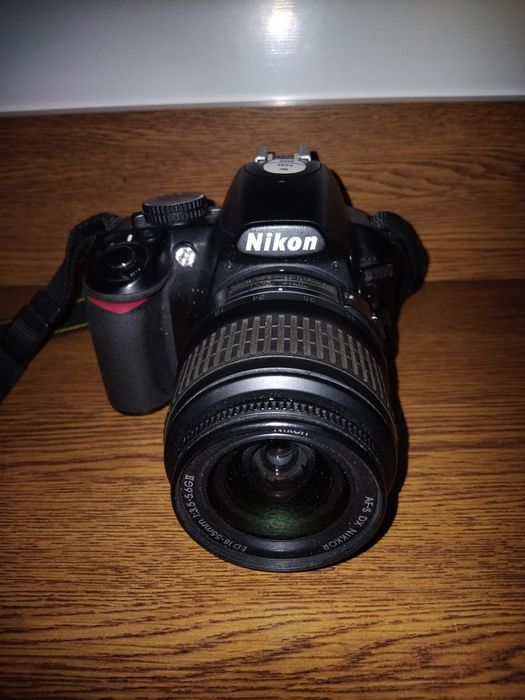 Nikon D3100 + 18-55 цифровий дзеркальний фотоаппарат