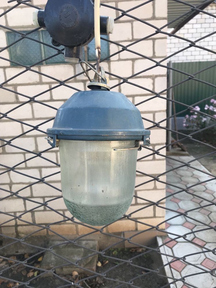 Ліхтар вуличний скляний підвісний світильник / Фонарь светильник