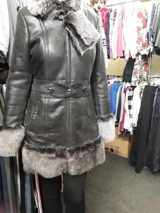 Дубленка на натуральной овчине новая,только без бирки