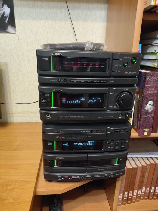 Продам двух блочний музичний центр AIWA NSX-D707