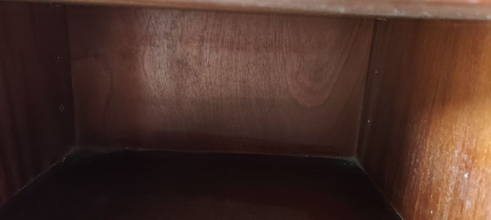 Móvel para livros ou aparelhagem