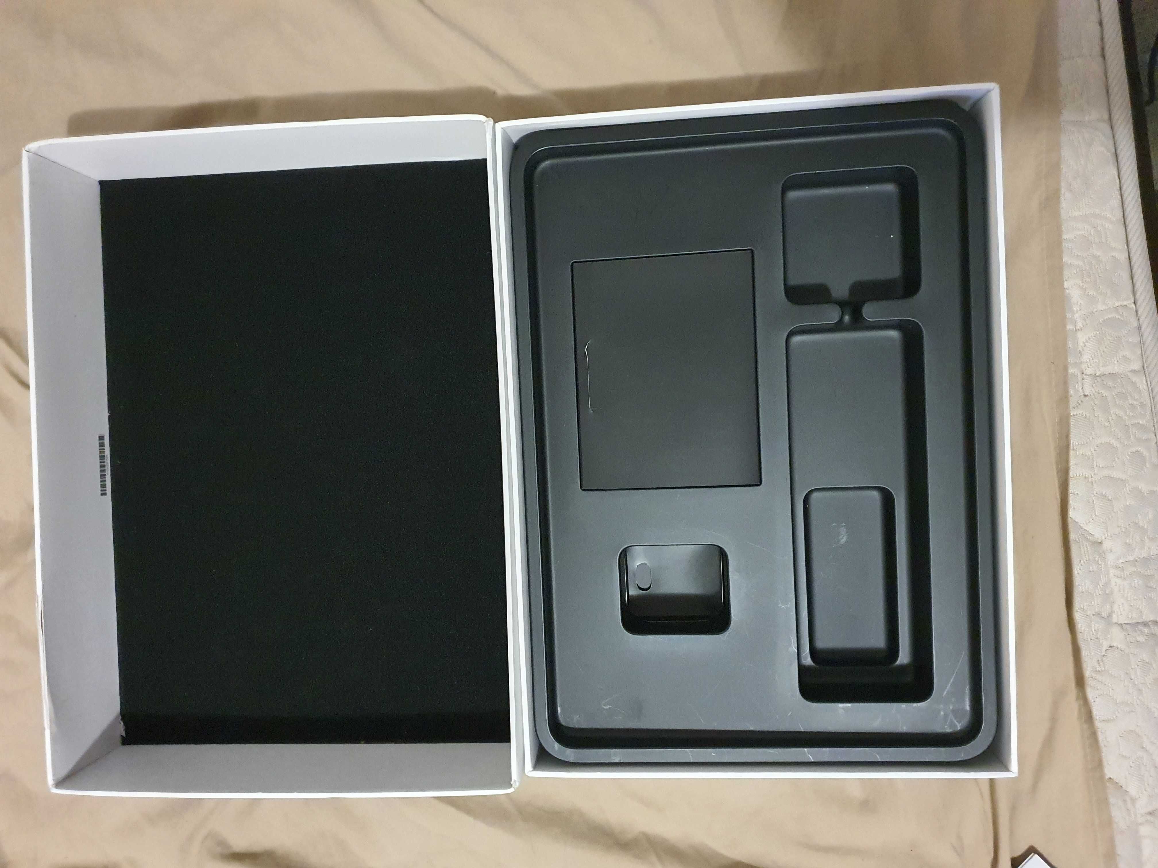 Caixa de macbook air 13"