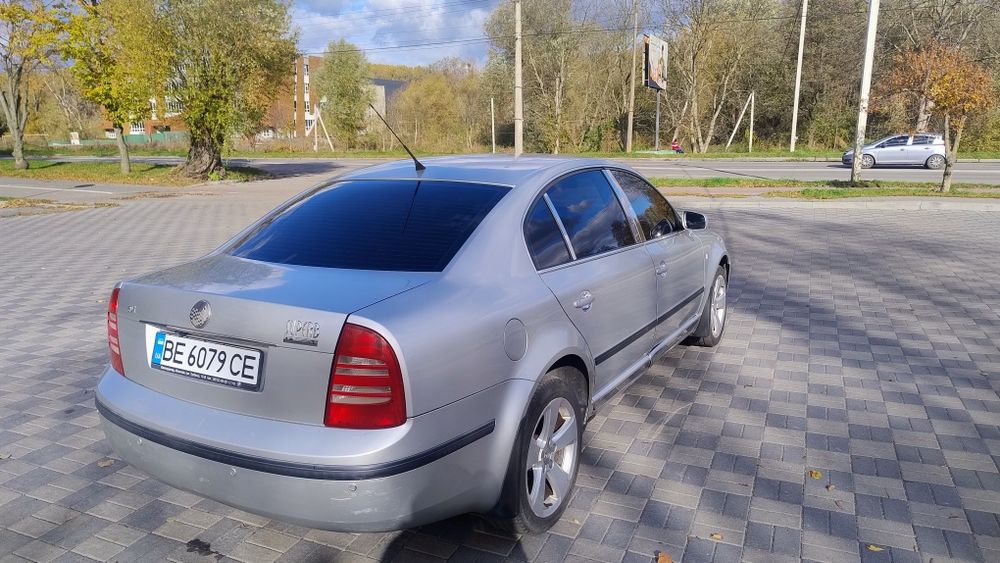 Шкода Суперб 1 2005 1.8т