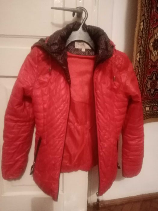 Куртки для дівчинки 10-12років
