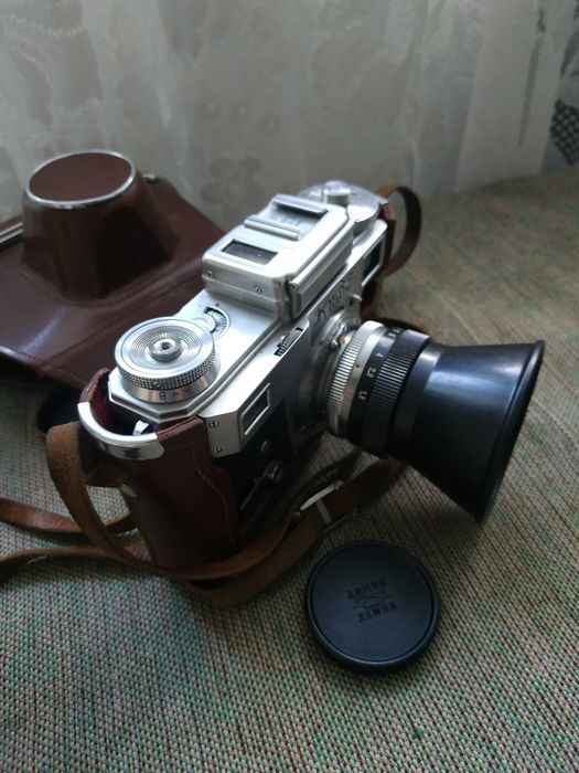 Фотоаппарат Киев 4м обьектив Гелиос -103