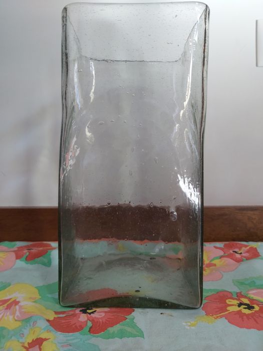 Vasos em vidro fosco