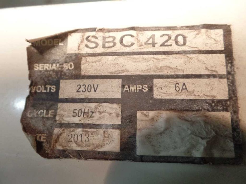 piaskarka kabinowa 420l 
sprawna