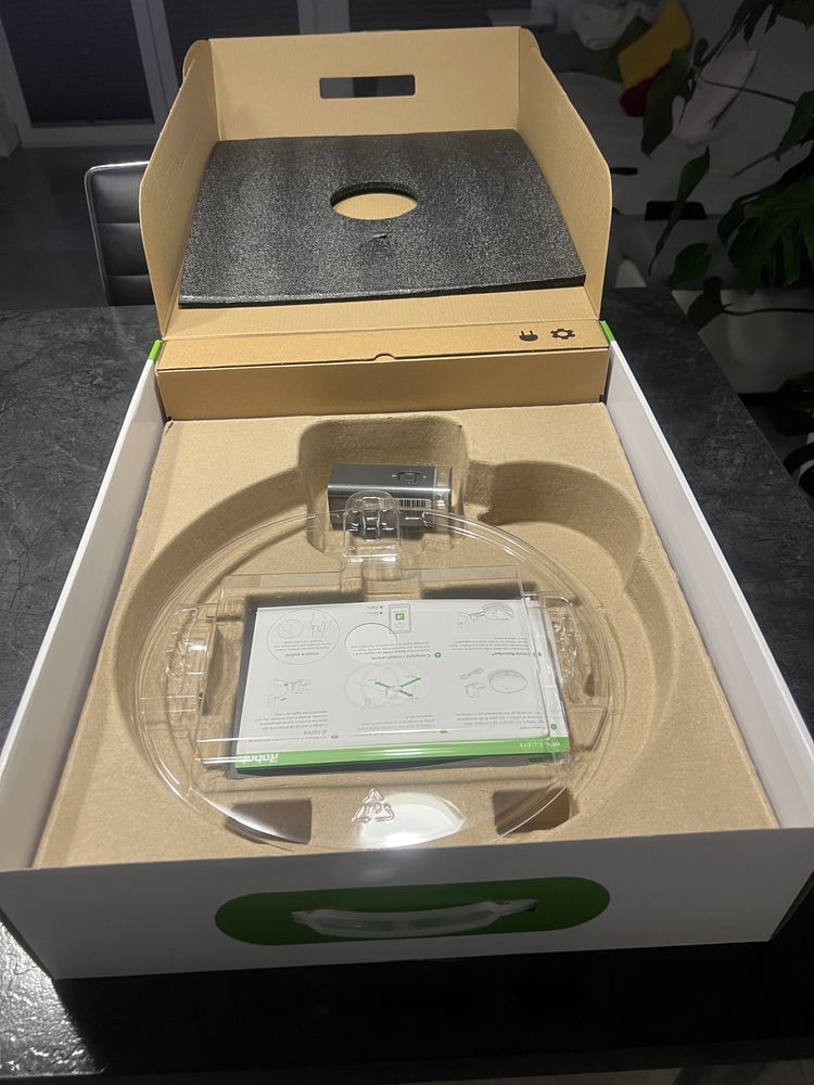 Do sprzedania Robot Roomba I7