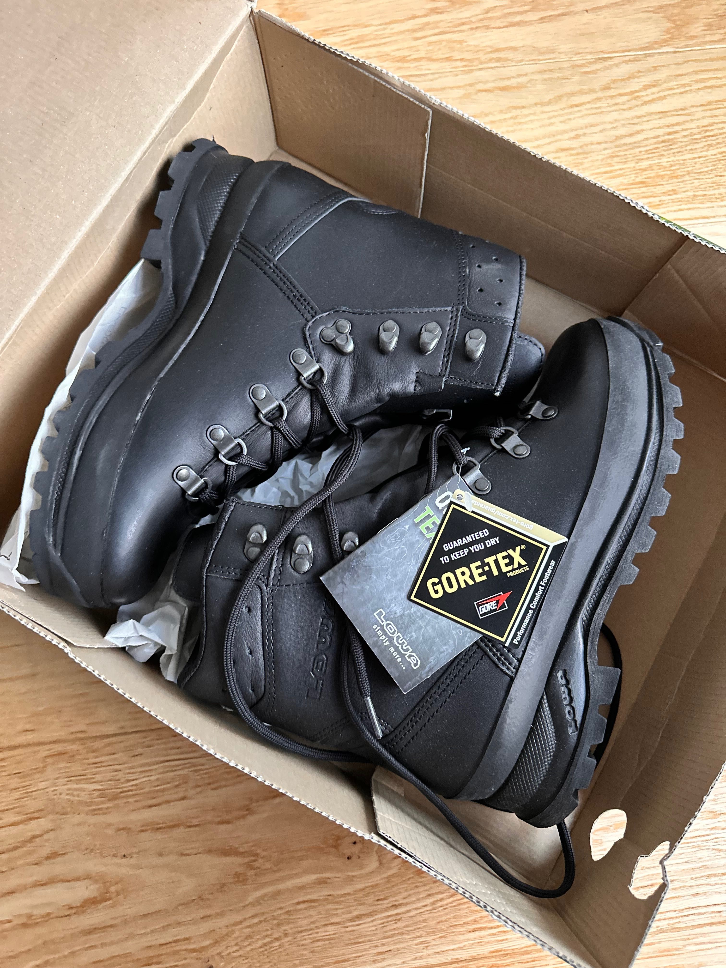 Buty Lowa Mountain Boot GtX 41/5
