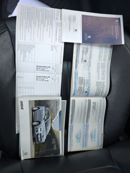 Продам Пежо 5008  2011г. после ДТП.