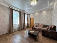 2 кімнатна квартира в самому центрі міста