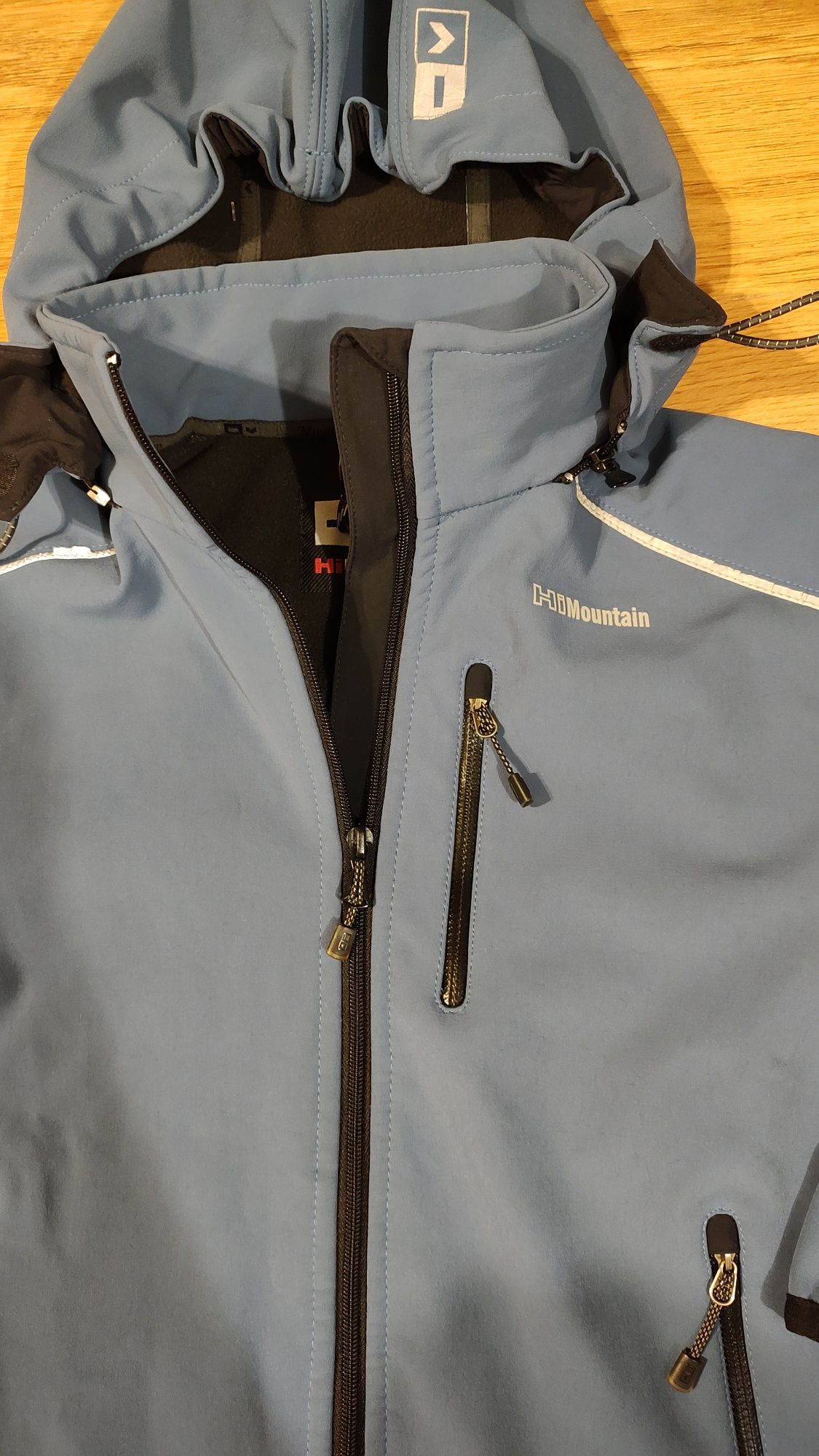 Kurtka typu Softshell.Rozmiar XS