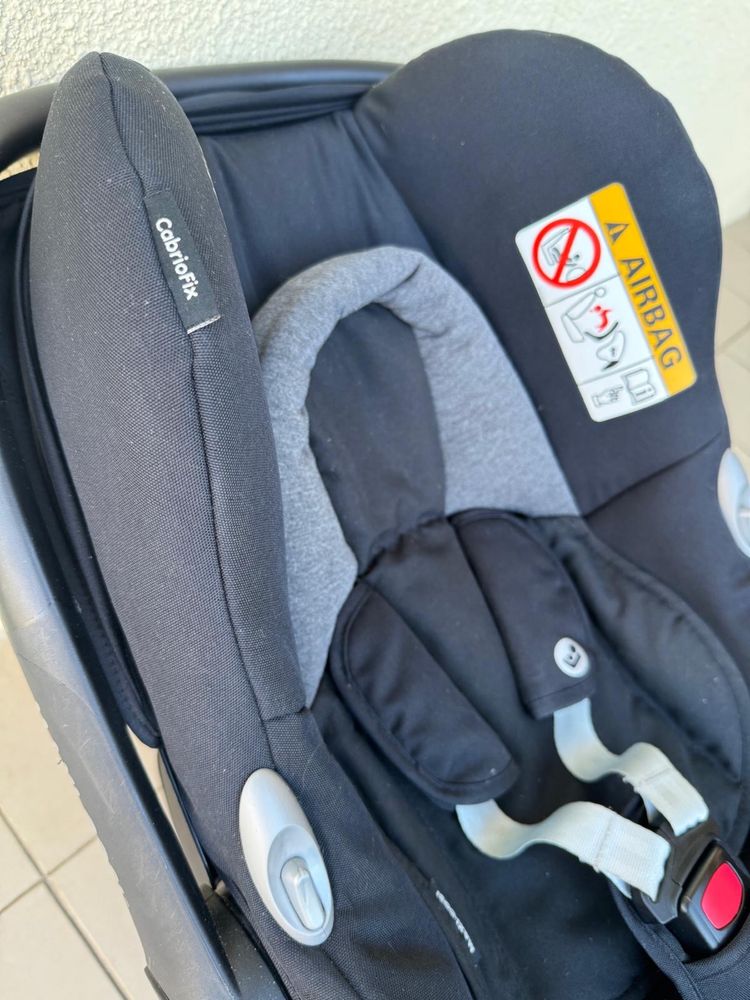 Cadeirinha com Isofix Maxi Cosi