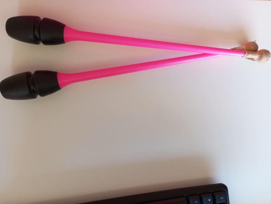 Булави для художньоi' гiмнастики Chacott.