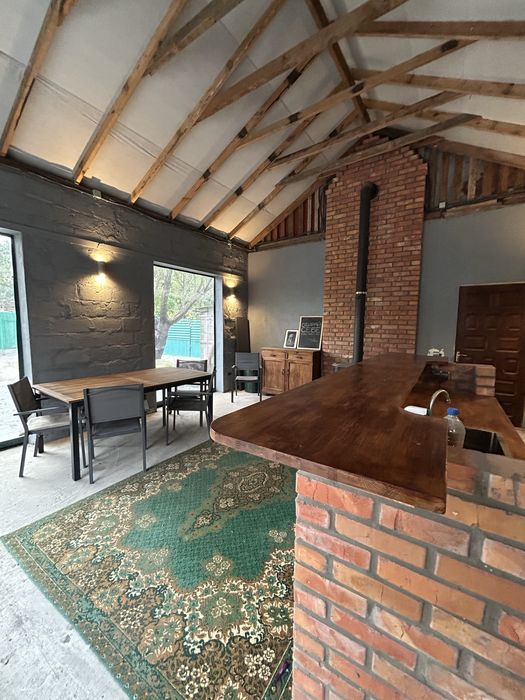 Довгострокова оренда будинку на Правому березі