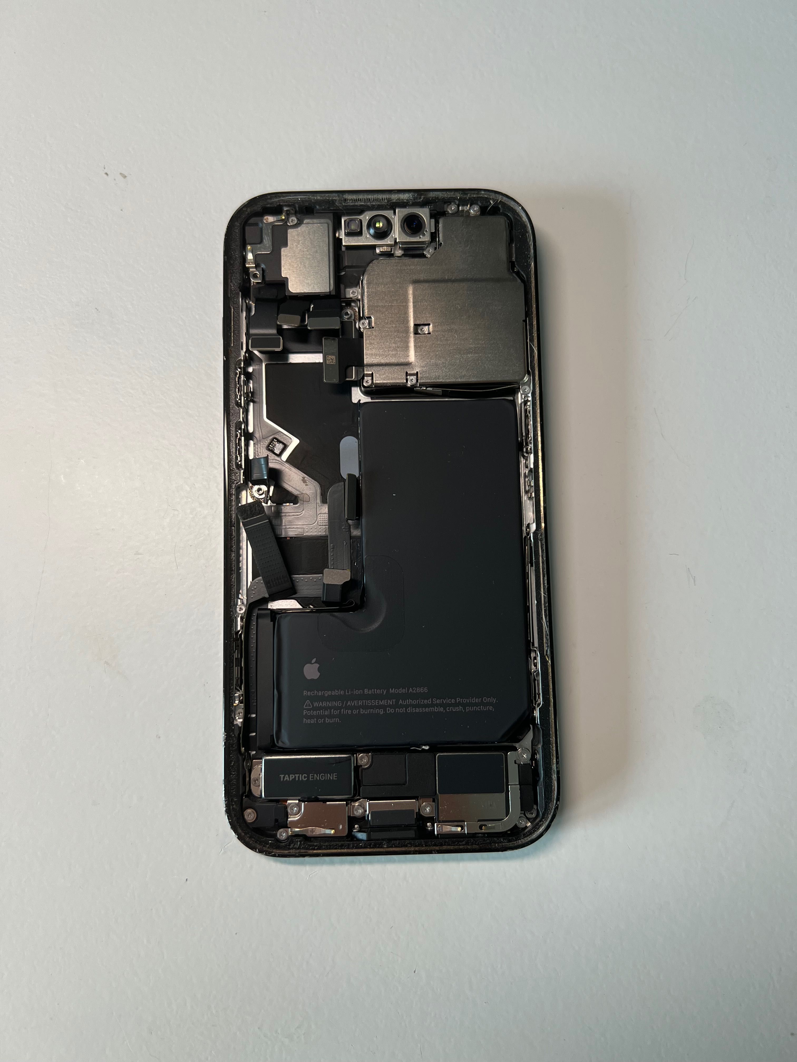 Peças iPhone 14 Pro (sem placa)