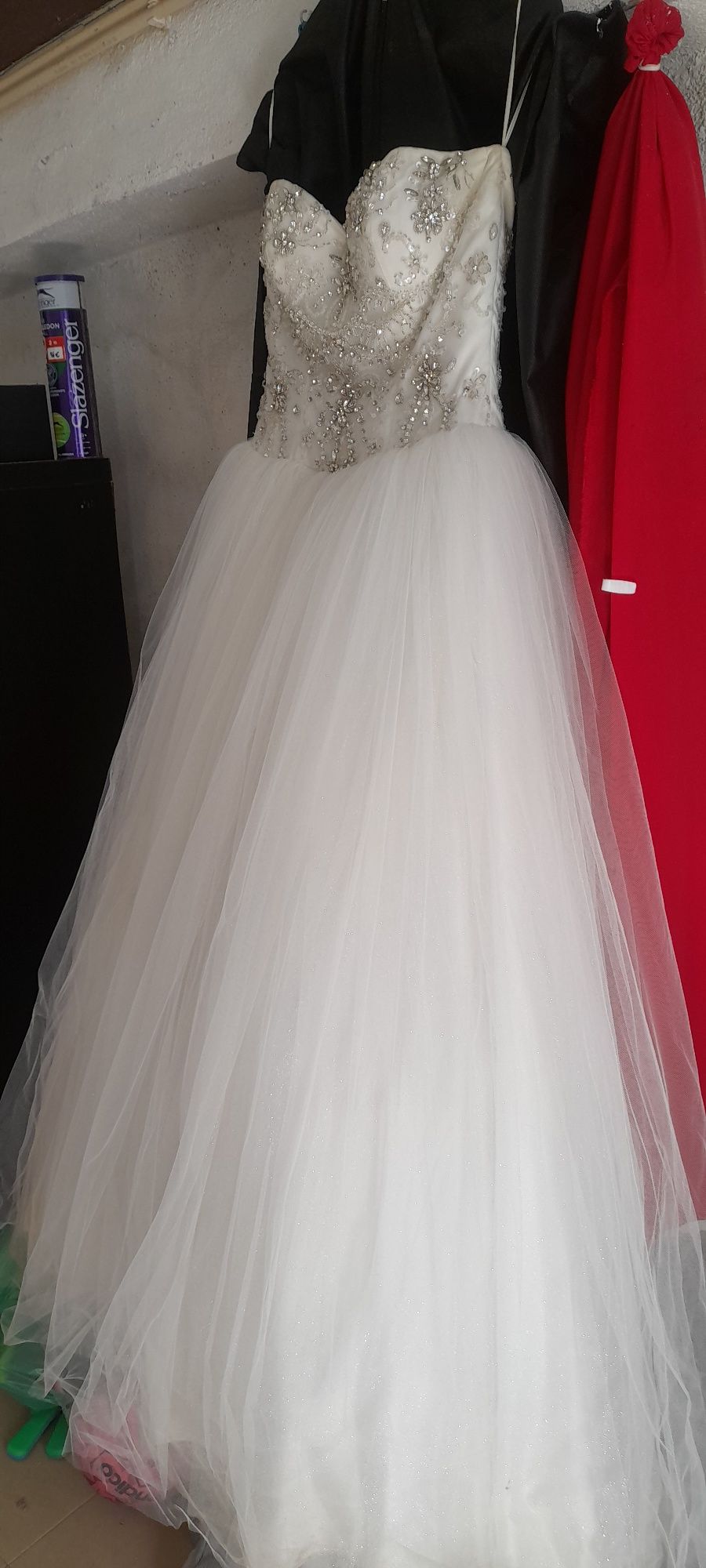 Vestido de casamento com saiote tamanho 42