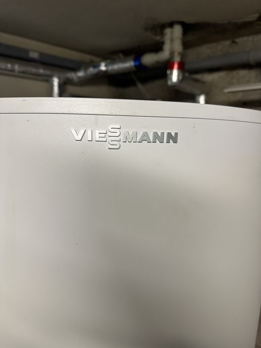 Zbiornik C.W.U. Viessmann Vitocell 100 300l