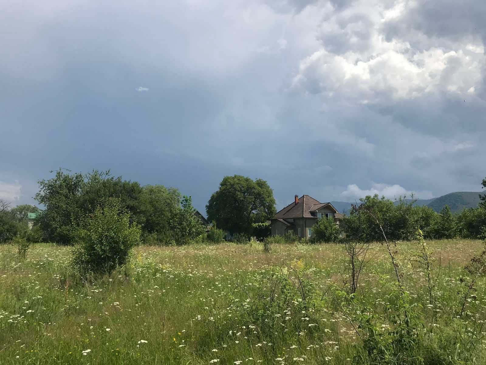 Продається земельна ділянка під будівництво